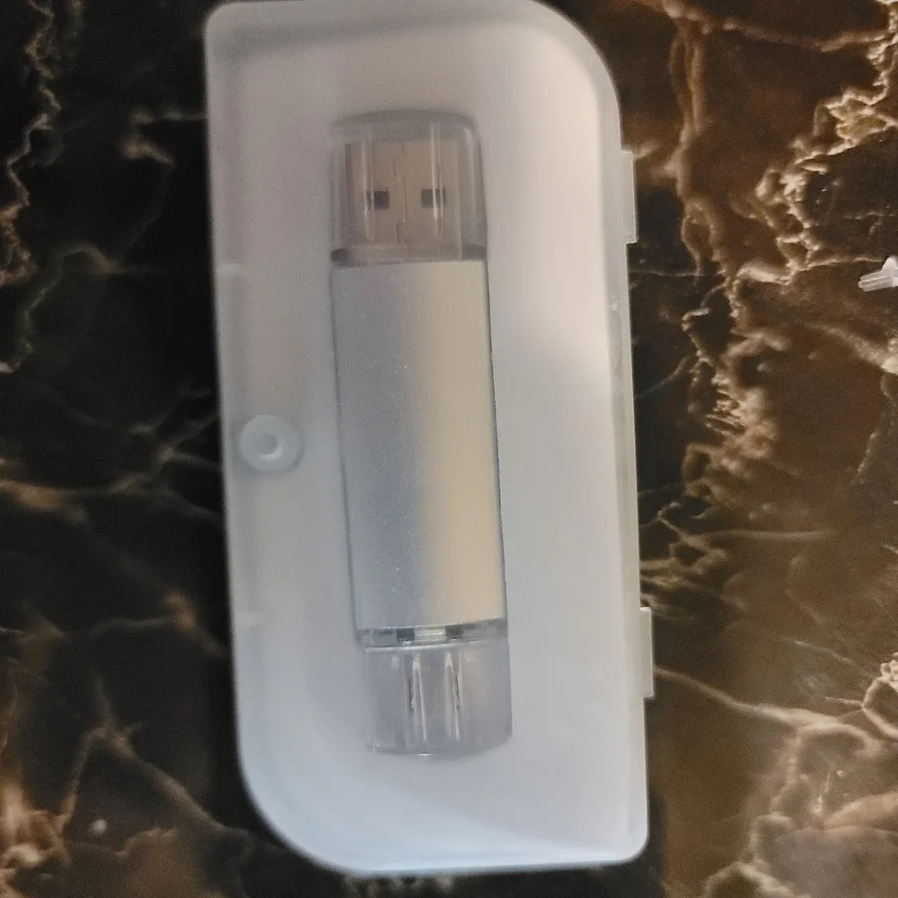 Photo stick for USB one end type B on the other